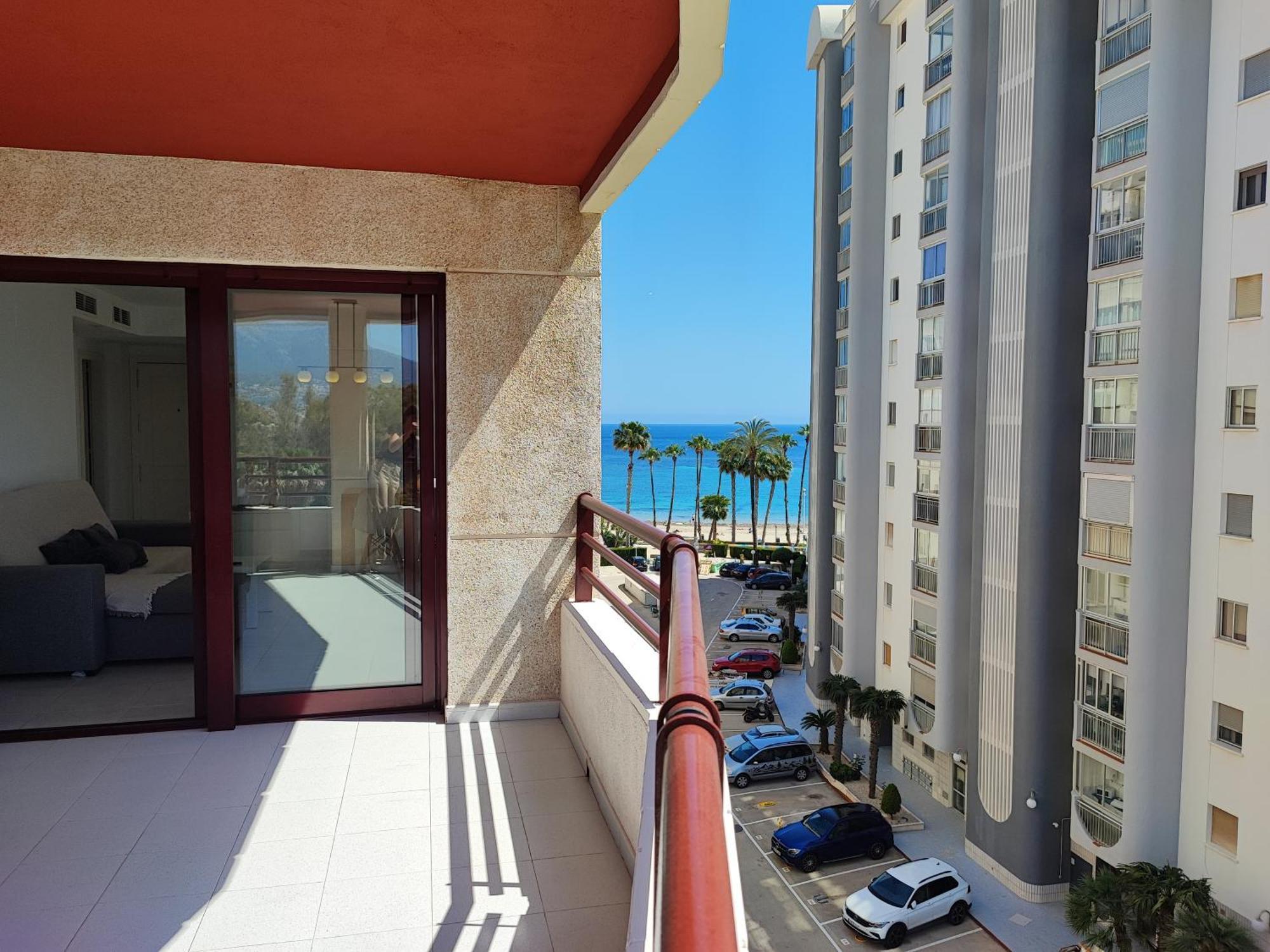 Aloha Salinas Beach, Primera Linea Apartment Ifach